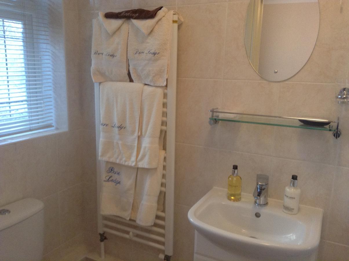 Bure Lodge ไครสต์เชิร์ช ภายนอก รูปภาพ